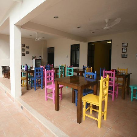 Hotel Aries Y Libra Merida Exterior photo