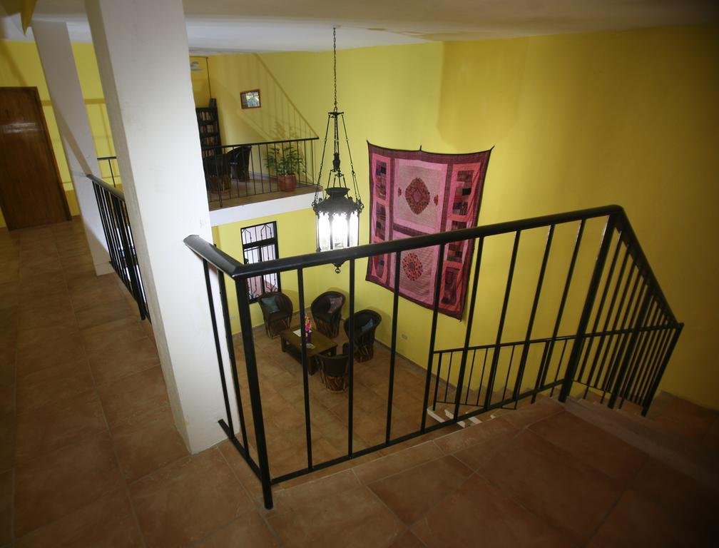 Hotel Aries Y Libra Merida Exterior photo
