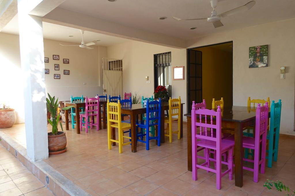 Hotel Aries Y Libra Merida Exterior photo