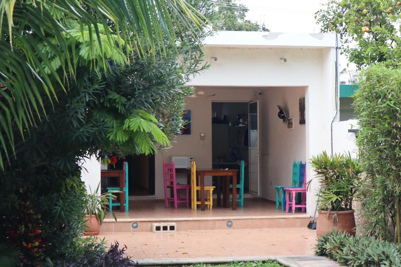 Hotel Aries Y Libra Merida Exterior photo
