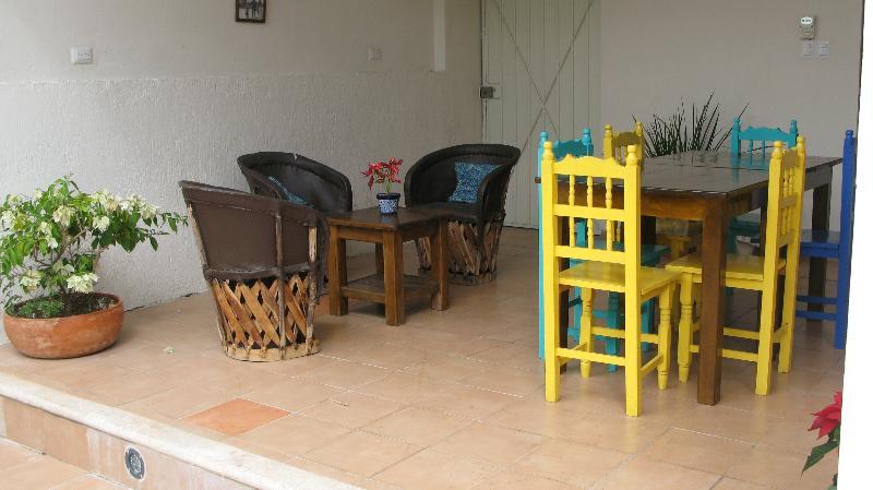 Hotel Aries Y Libra Merida Exterior photo